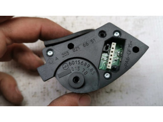 Кнопки рулевого колеса