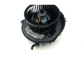 Вентилятор печки 5WC819015A Volkswagen Golf VIII