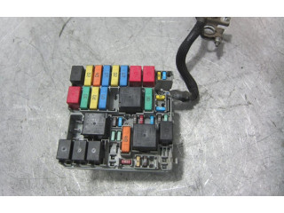 Блок предохранителей 52028777   Opel Combo D    