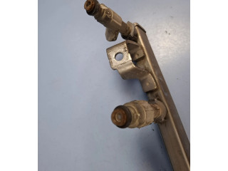 Топливная рампа 4M5G9D280DB, L81113150A   Volvo V50  