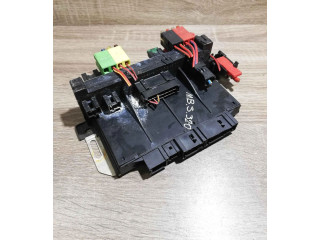 Pojistková skříňka A0205451932, 05045130 Mercede-Benz S W220 1998