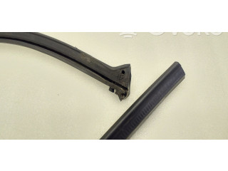 Уплотнительная резина (на дверях) 7N0839718 Volkswagen Sharan