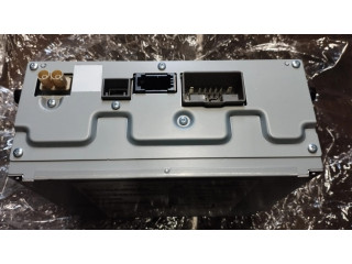 Радио/ проигрыватель CD/DVD / навигация