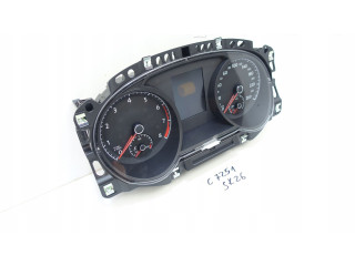 Панель приборов 5G1920740D, 22922KM   Volkswagen Golf VII       
