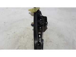 Основное стекло передних дверей (двухдверного автомобиля)