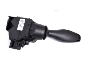 Форсунка 8A6T13335BC Ford Fiesta SFJC