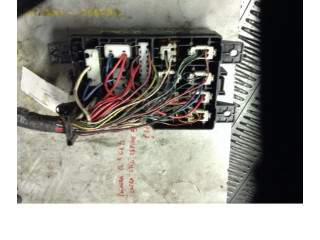   Pojistková skříňka    Mitsubishi Pajero 1990