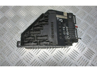 Блок предохранителей  YQE000730   Rover 25    