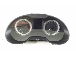Панель приборов 5E0920752E Skoda Octavia Mk3 (5E)