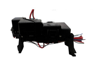 Блок предохранителей  DPN13800159HWB   Volvo V70    