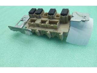 Pojistková skříňka 4EB0A, C19536B20 Nissan Pulsar 2016