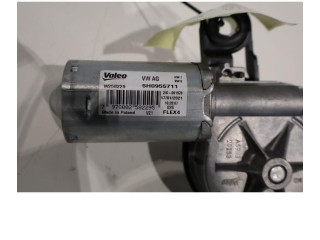 Двигатель стеклоочистителя заднего стекла 5H0955711A   Skoda Octavia Mk4