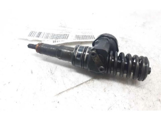 Форсунка 038130073AG    Volkswagen Touran I   