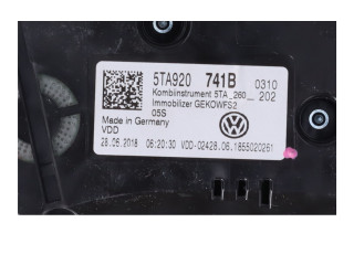 Панель приборов 5TA920741B   Volkswagen Touran II       