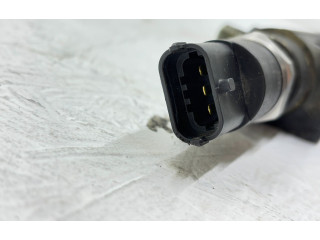 Топливная рампа 8658252   Volvo V70  