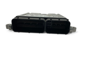 Блок управления двигателем Блок управления 31336983, 0281018414   Volvo V70