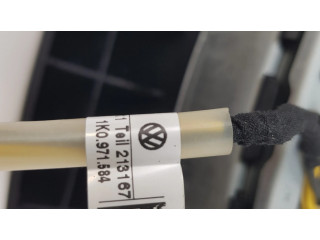 Подушка безопасности водителя 1Z0880201AE Skoda Octavia Mk2 (1Z)