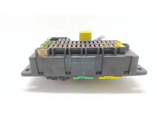 Блок предохранителей 518174602, YQE103139 Rover 75