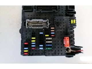 Блок предохранителей  12217799, 30728273   Volvo V70    