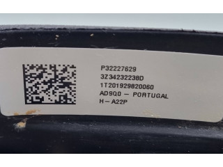 Руль Volvo XC40 - года P32227629, 3Z3423223BD