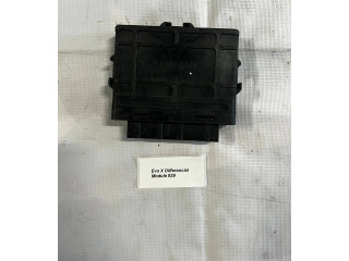 Блок управления редуктора коробки передач (раздатки) 8631A040, X4T72171H   Mitsubishi Lancer Evolution   