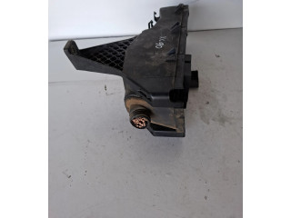 Блок предохранителей  9494210   Volvo XC90    