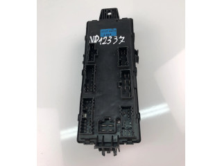 Блок предохранителей 4464 Mitsubishi Eclipse