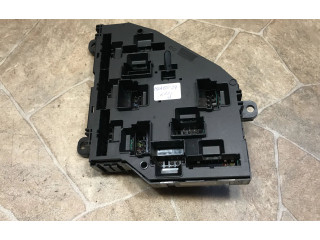 Pojistková skříňka 9252812 BMW 7 F01 F02 F03 F04 2011