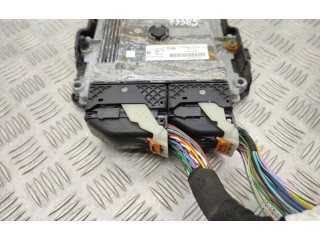 Блок управления двигателя 9815023380, 9834609880 Peugeot 2008 I