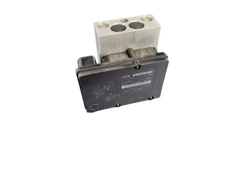 Блок АБС P30793444, 806771   Volvo  XC90  2003 - 2006 года