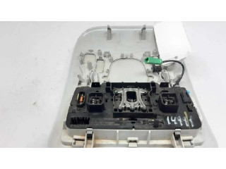 Другой фонарь салона