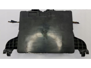   Pojistková skříňka 13277322   Opel Insigni A 2009