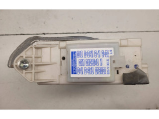   Pojistková skříňka 8273030272, 7D230551   Lexus GS 300 350 430 450H 2008