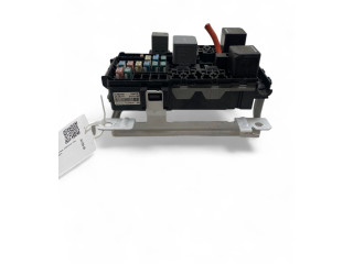 Блок предохранителей 31384034 Volvo XC90