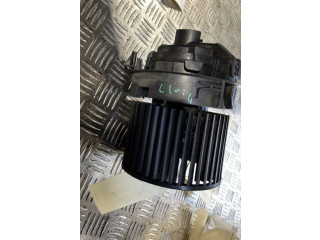 Вентилятор печки    272101005R   Renault Clio IV