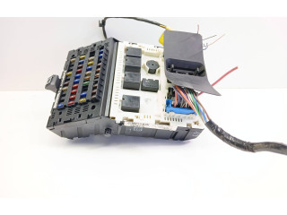 Pojistková skříňka 7703297163J, 470292323 Renault Megane 1997