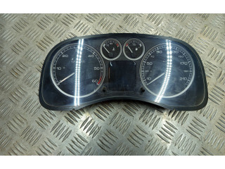 Блок предохранителей P9646742480 Peugeot 307
