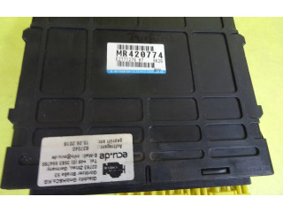 Блок подушек безопасности MD420774, E2T71276   Mitsubishi Space Star