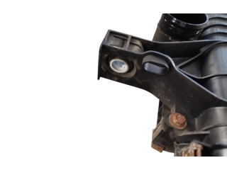 Рулевая рейка Радиатор охлаждающей жидкости 31293550, 8627375 Volvo XC90 2003 - 2006 года