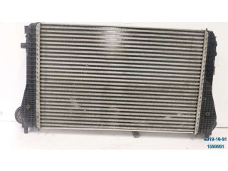 Интеркулер 1K0145803CD Volkswagen Jetta V