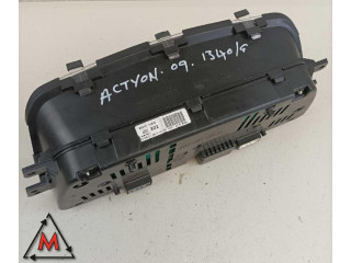 Přístrojová deska SsangYong Actyon 2006 80210, 31530