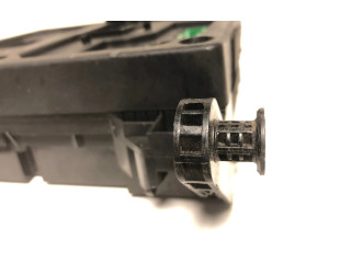 Блок предохранителей S108152001 Volkswagen Golf IV