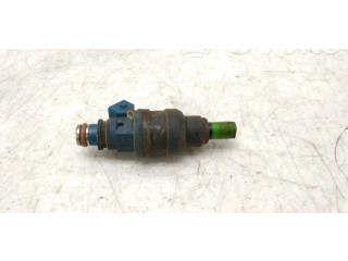 Форсунка INP068 Mitsubishi Colt 4G13