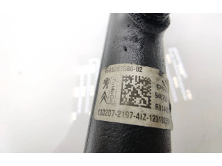 Топливная рампа 9685297580, 13020721974   Peugeot Partner  