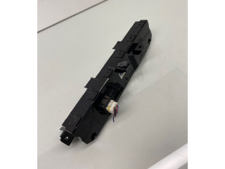 Дисплей    GAA9611J0   Mazda 6