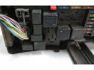 Блок предохранителей 9494210 Volvo XC90