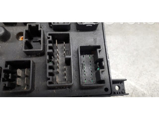 Блок предохранителей 518826003 Volvo XC90