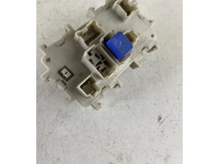 Pojistková skříňka 1975EA00A Nissan Navara D40 2007