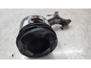 Поршень Nissan X-Trail T30 для дизельного двигателя 2.2