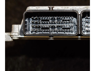 Блок управления двигателя 237103008R   Dacia Sandero